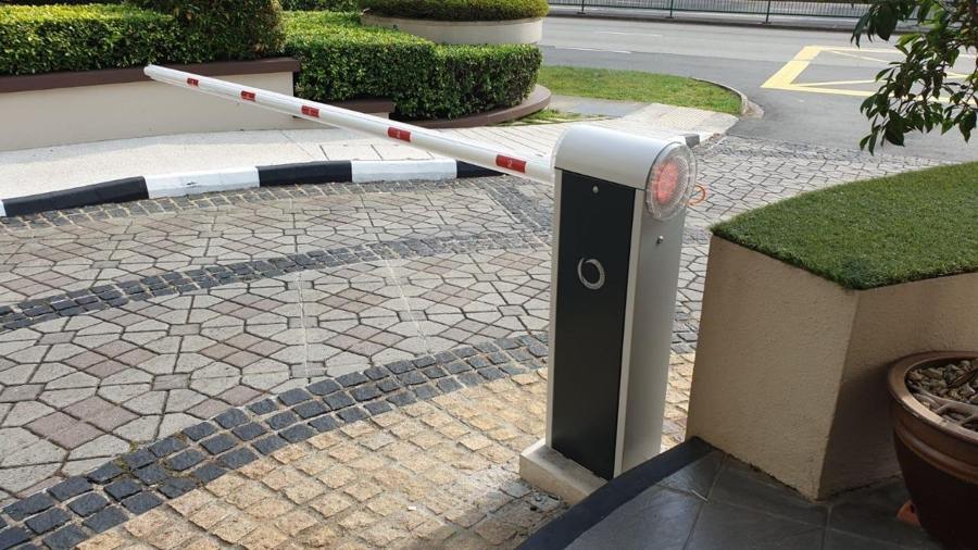 Barrera automática de aparcamiento